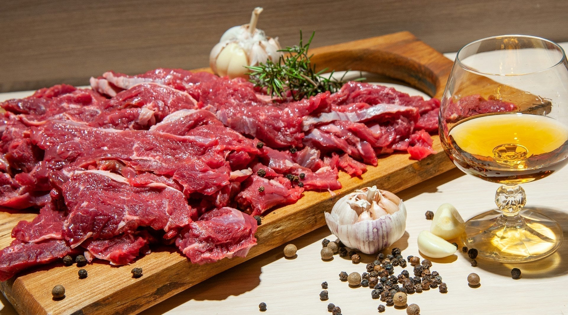 How Long Does Ground Beef Last in the Fridge? Raw & Cooked Safety Guide